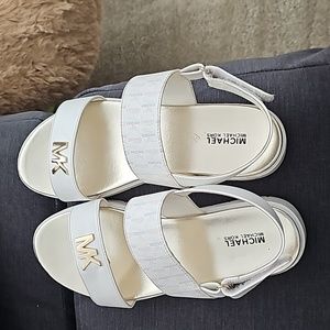 Michael kors sandles